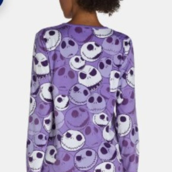 Nightmare Before Christmas Sleep Shirt with Matching Socks - NEW - Picture 2 of 4